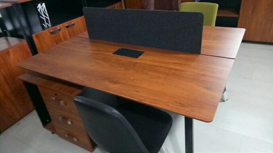 鹤岗办公桌椅